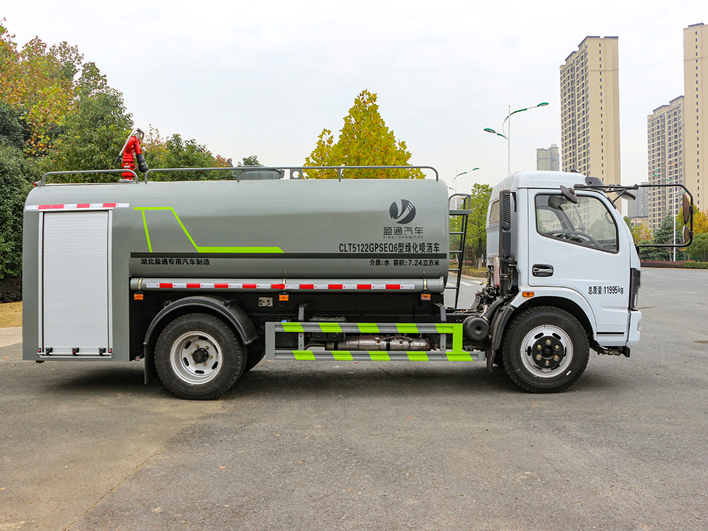 東風(fēng)8噸消防灑水車(chē)