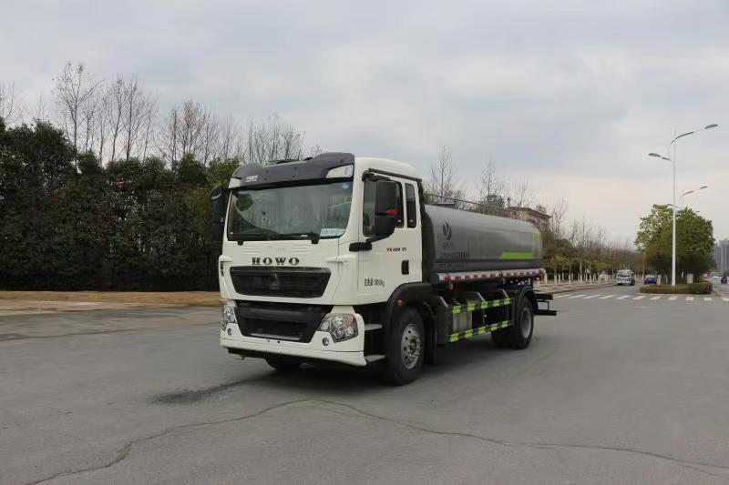 重汽豪沃 14.1 方灑水車(chē)