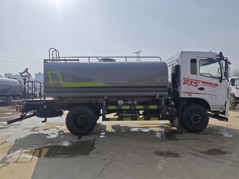 東風(fēng)D3S玉柴170匹馬力灑水車