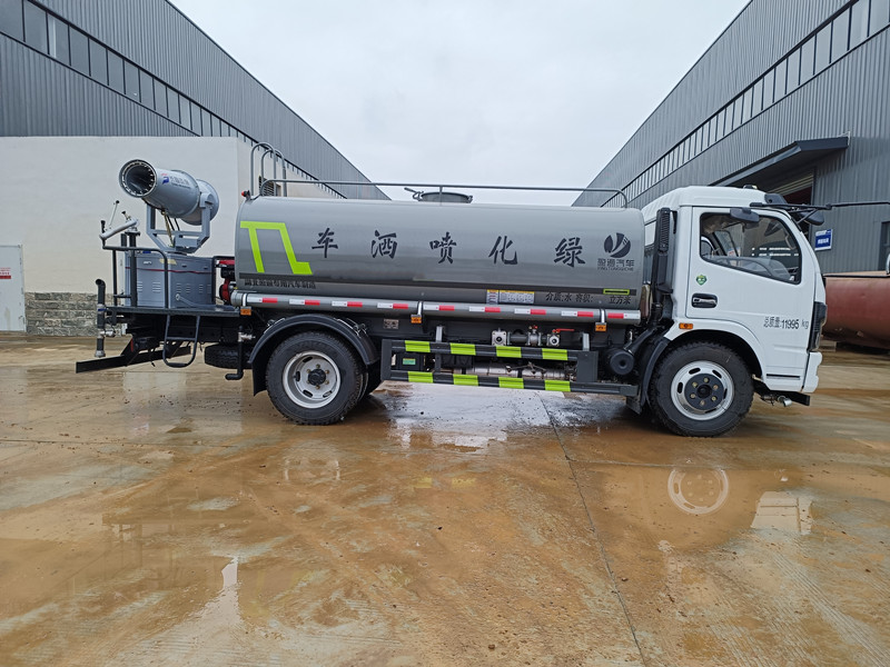 東風(fēng)福瑞卡9.2方霧炮灑水車