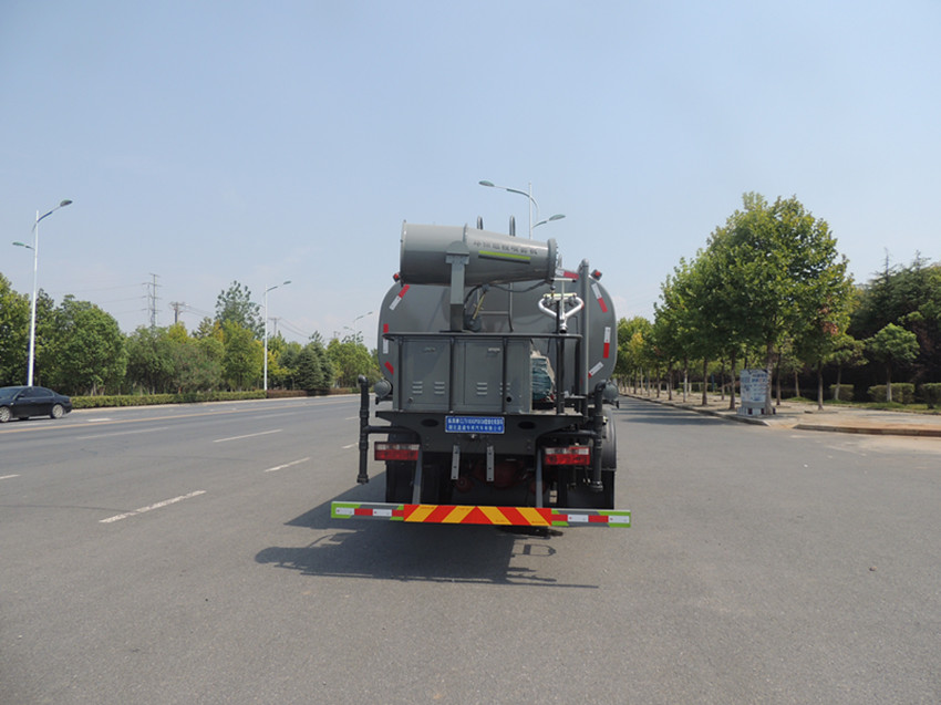 東風(fēng) D9- 12方抑塵車