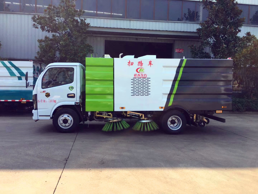 國六小多利卡5方掃路車-5方掃路車價(jià)格-程力汽車網(wǎng)