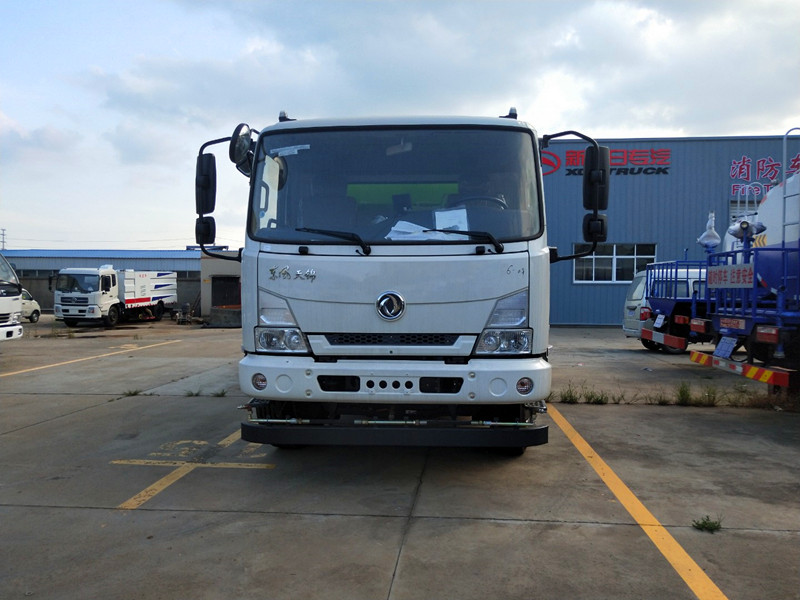 東風(fēng)天錦KS洗掃車(chē)-12立方天錦洗掃車(chē)